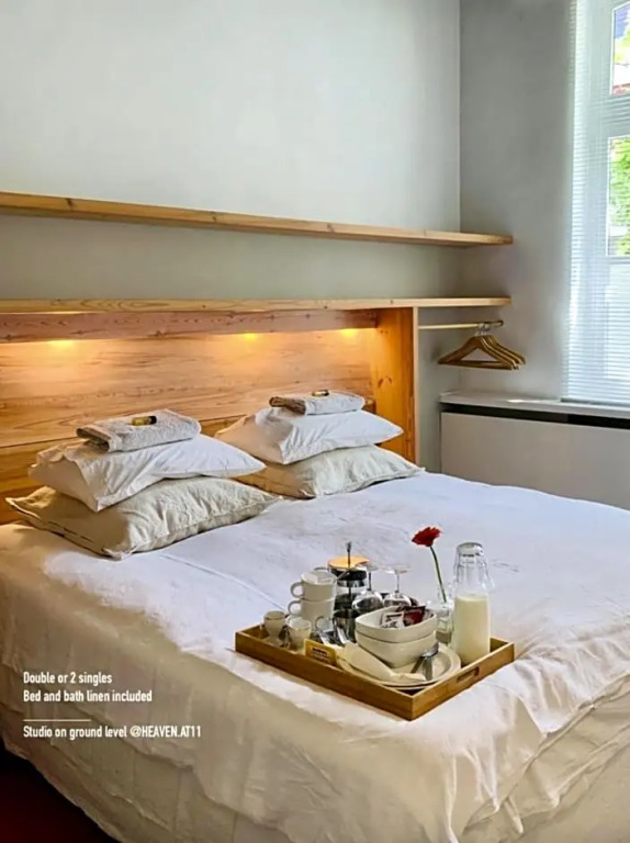 Heaven AT 11, your Deluxe Studio with personal bathroom, kitchenette & terrace