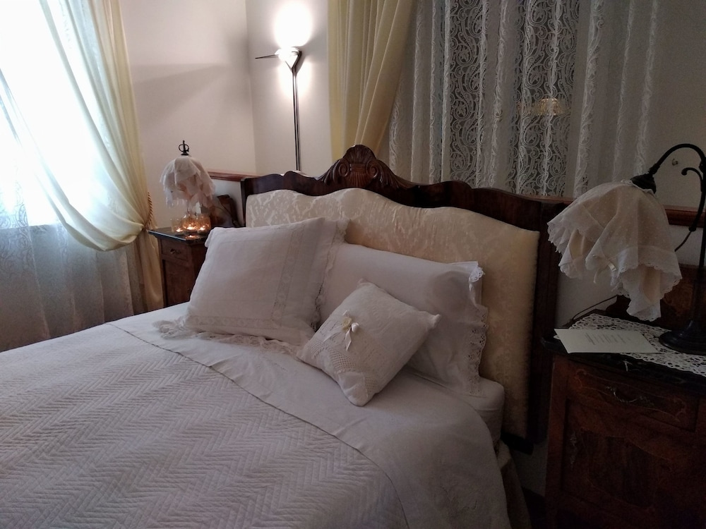 B&B Palazzo Mestichelli Boutique Palace