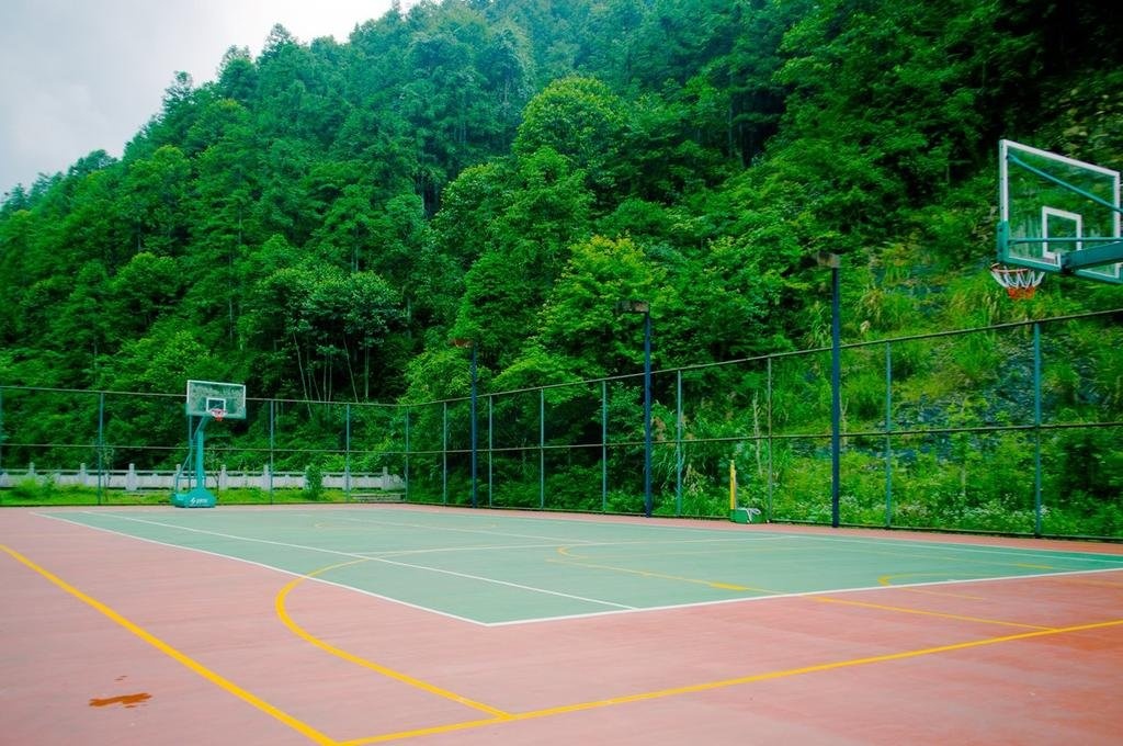 Yingshanhong Hotel