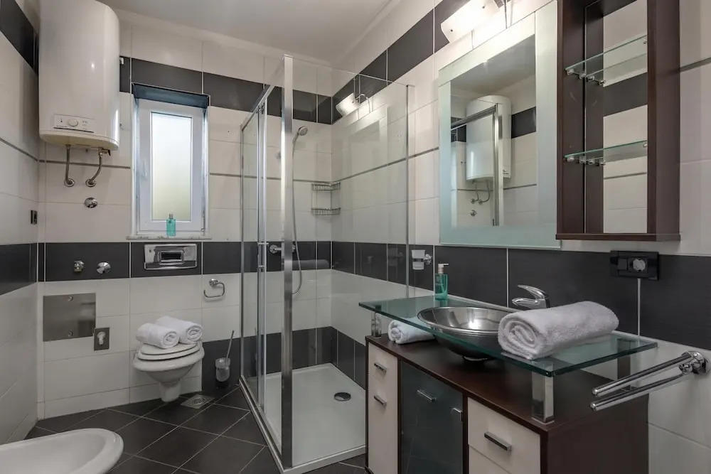 Quiet City Apartment Dexa