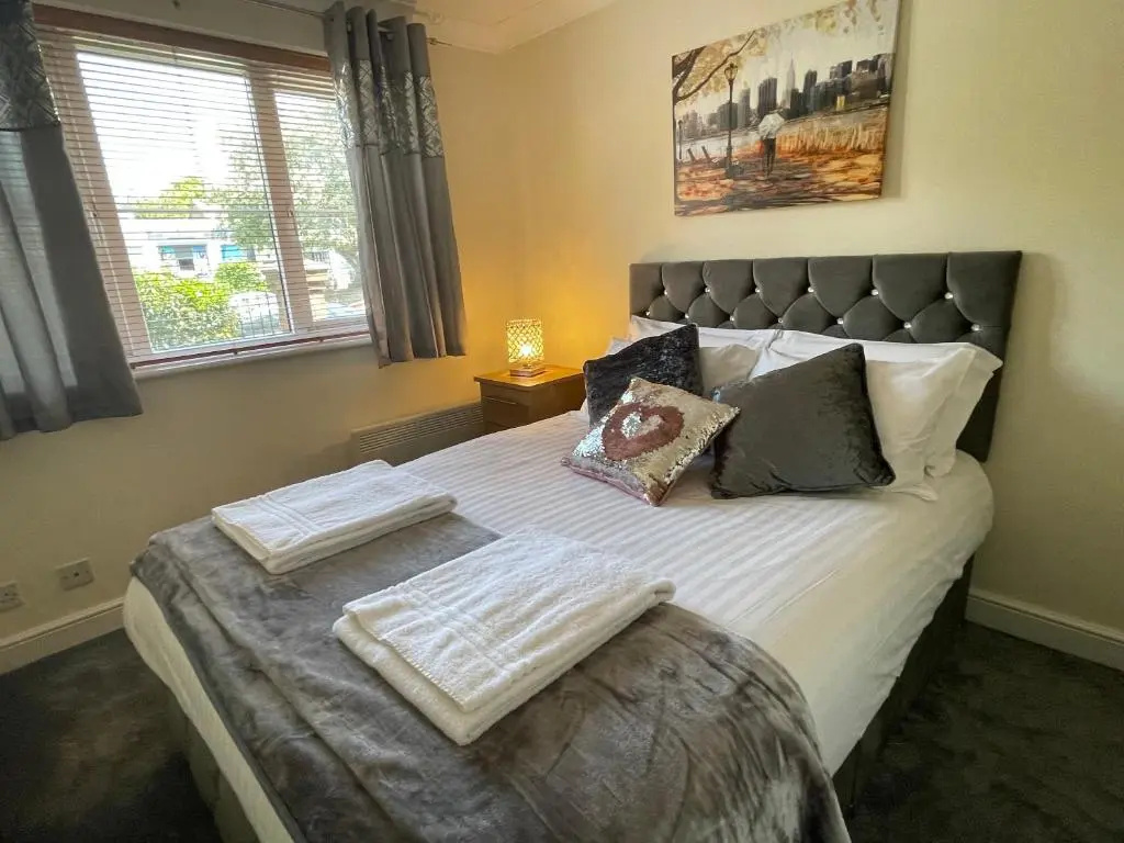 The Regency entire 1 bedroom Flat accomodation