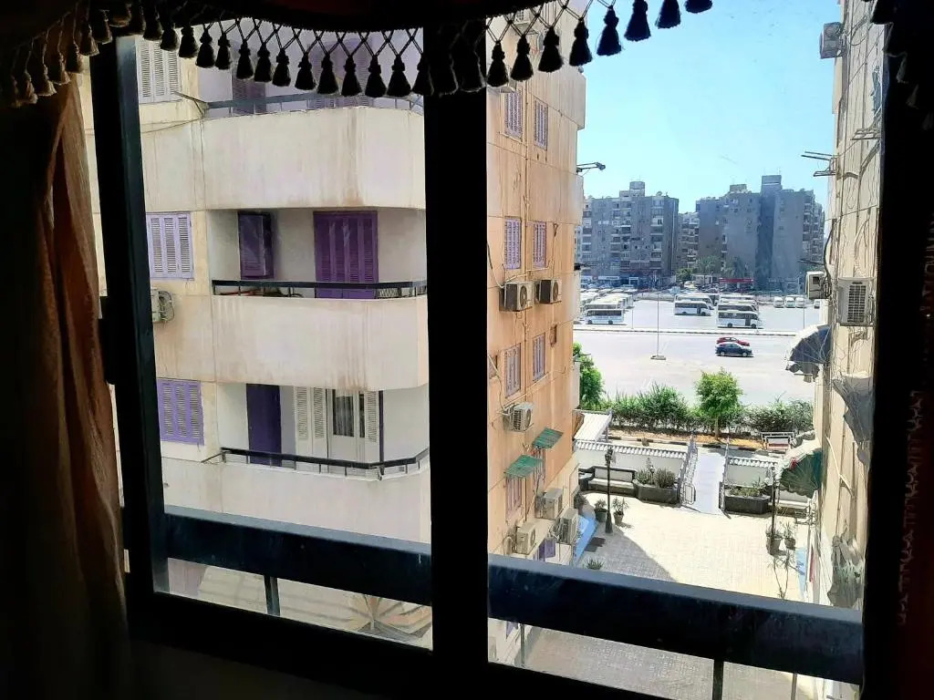 شقة فخمة في كمبوند 777 أرض الجولف مصر الجديدة عائلات فقط