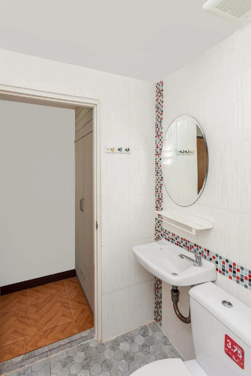 Baan Lucky Guest House