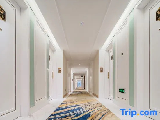 Vienna International Hotel (Guyi New Town Wine Street)