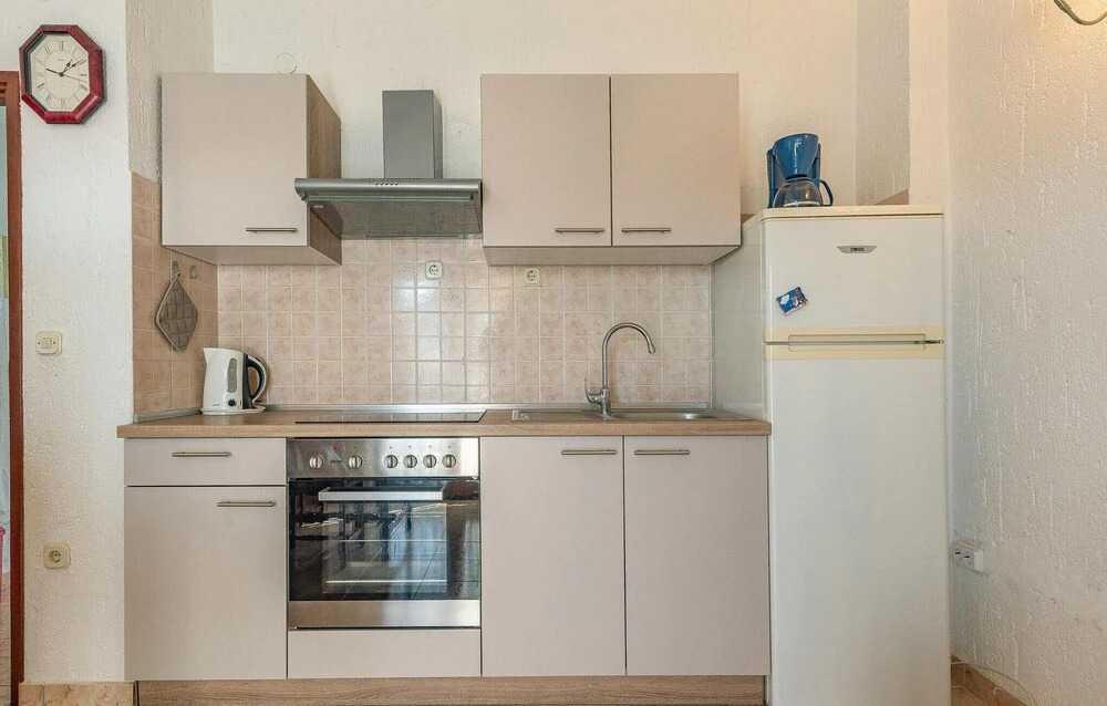 Amazing Apartment in Nin With 2 Bedrooms and Wifi