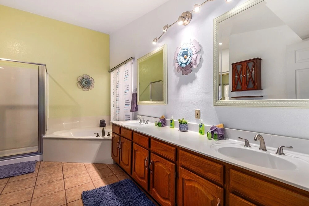 Grandview Scottsdale 4 Bedroom Home by Redawning
