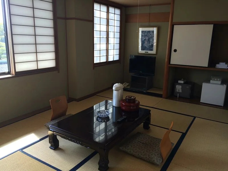 Toji Rakunan Kaikan