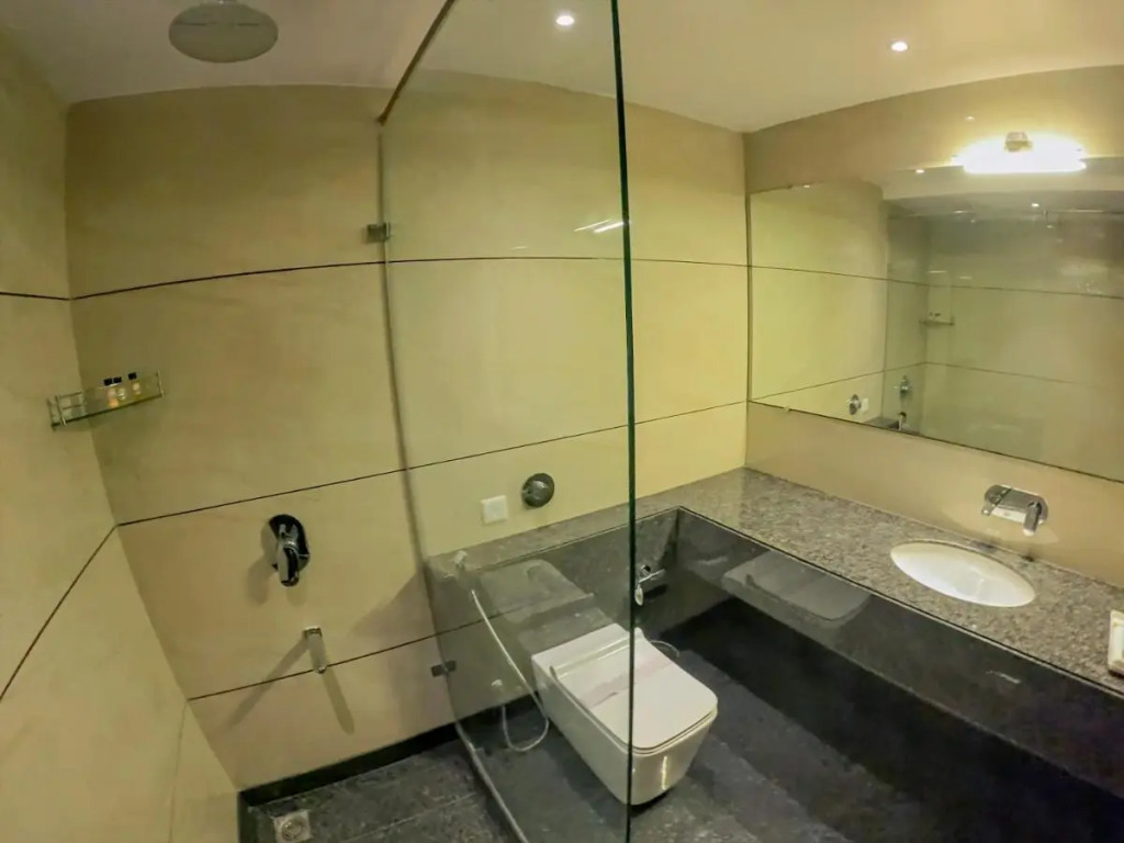 Hotel Hira Inn-10mins From Railway Station & Bus Station