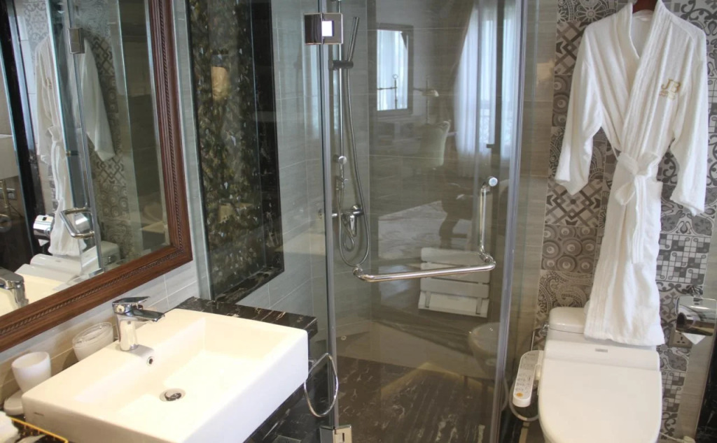 JB Serviced Apartment