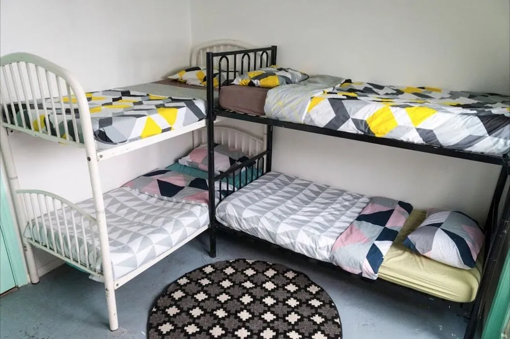 Balmain Backpackers