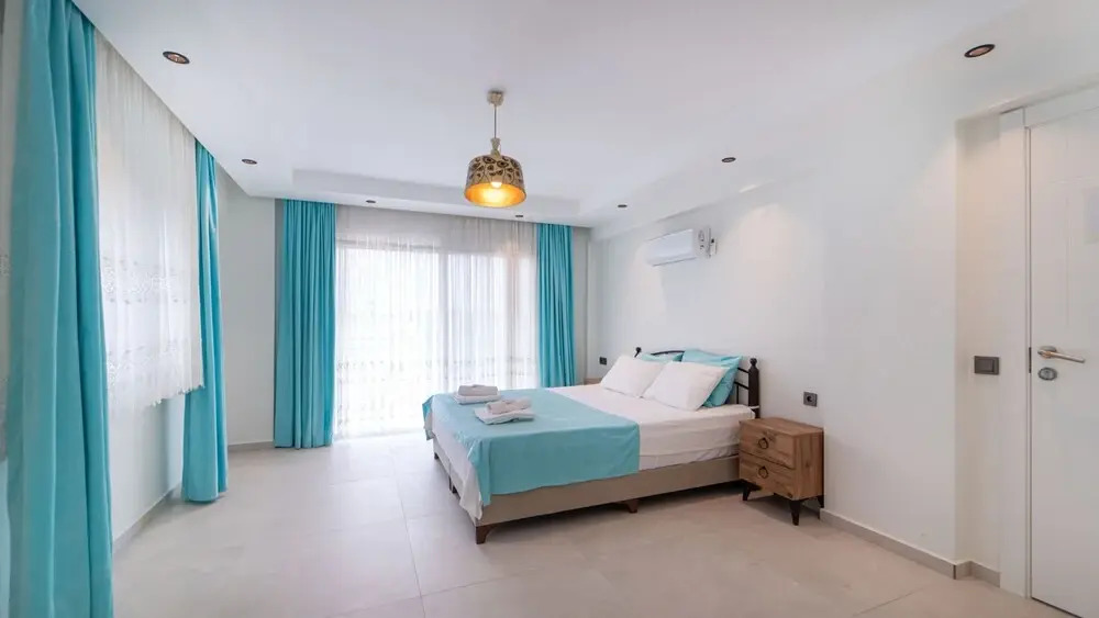 Huge Triplex Villa w Pool and Garden in Fethiye