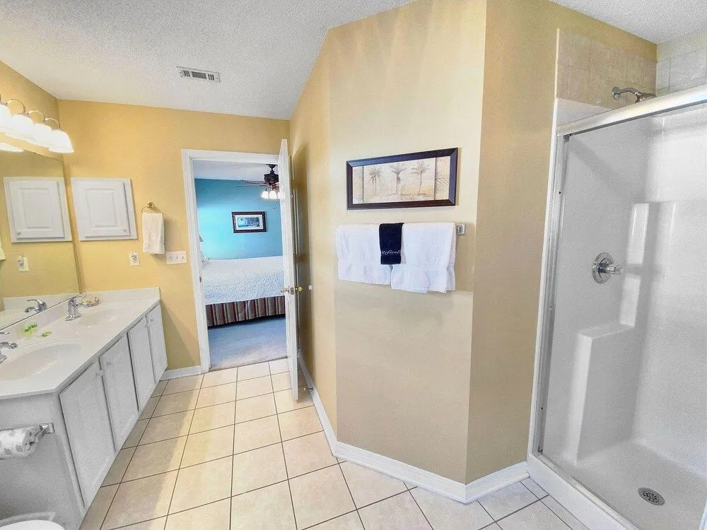 Maravilla Beach House by Destin Getaways