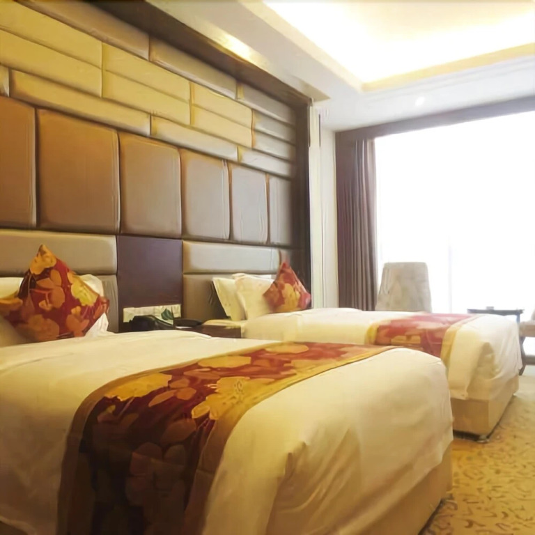 Wuyuan Xingjiang Bay Holiday Hotel
