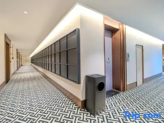 Ezzi hotel