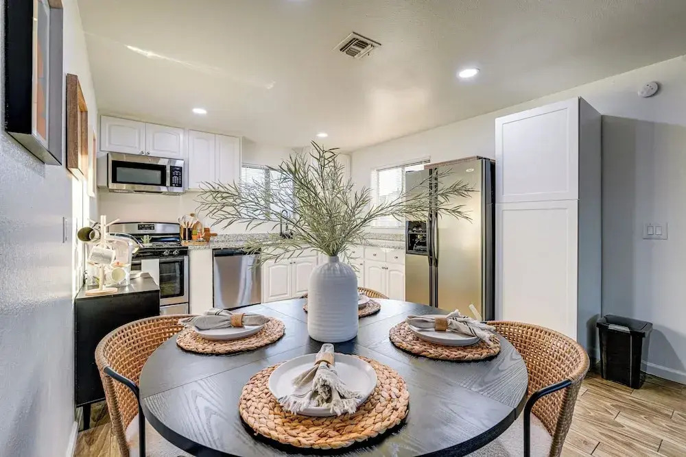 Easy Walk to Dtwn Gilbert, Family-friendly Oasis!