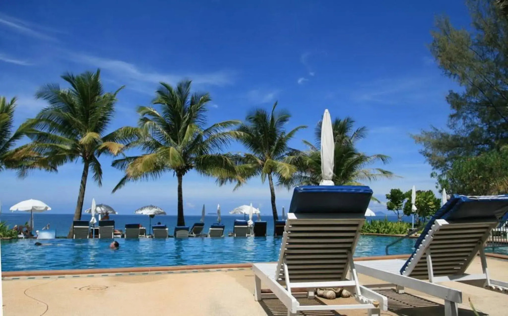 Lanta Casuarina Beach Resort - SHA Plus