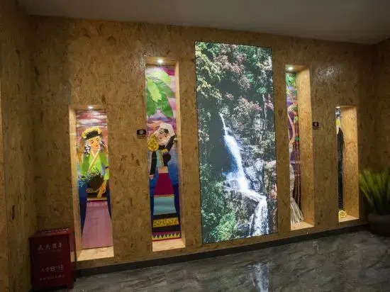 Lancang Chashan Spring Rain Hotel