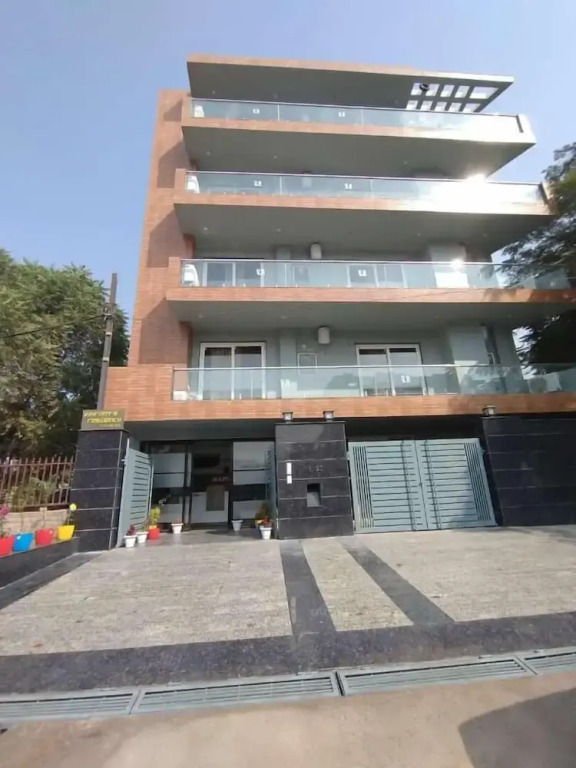 V Rooms
