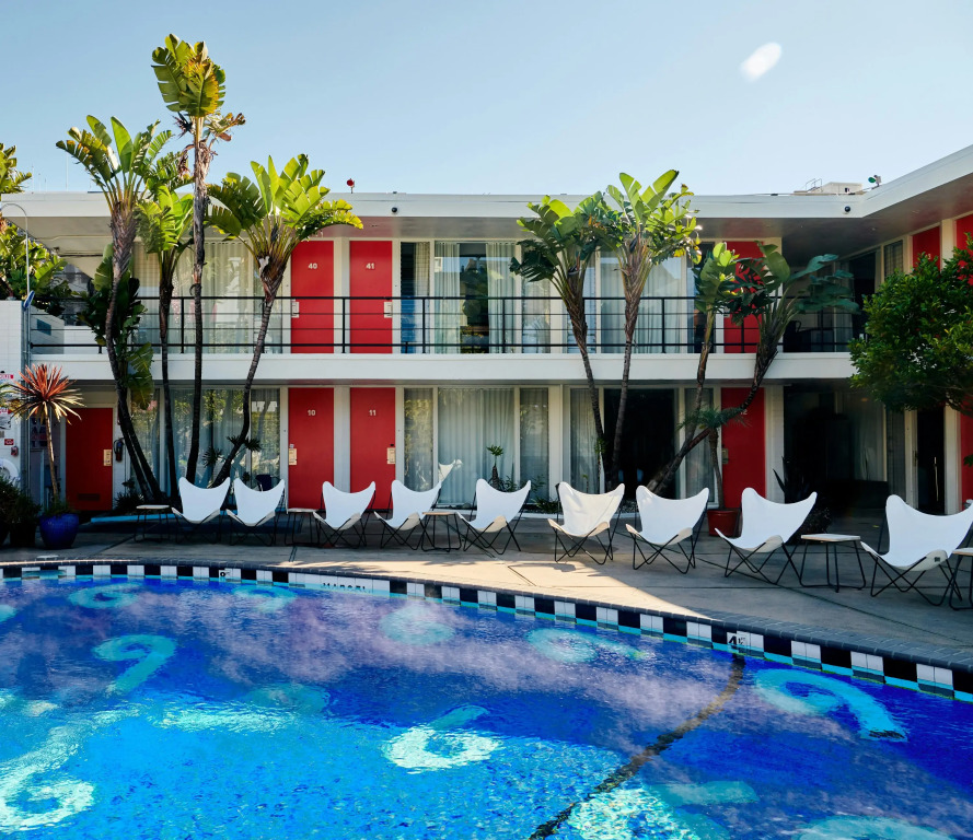 Phoenix Hotel