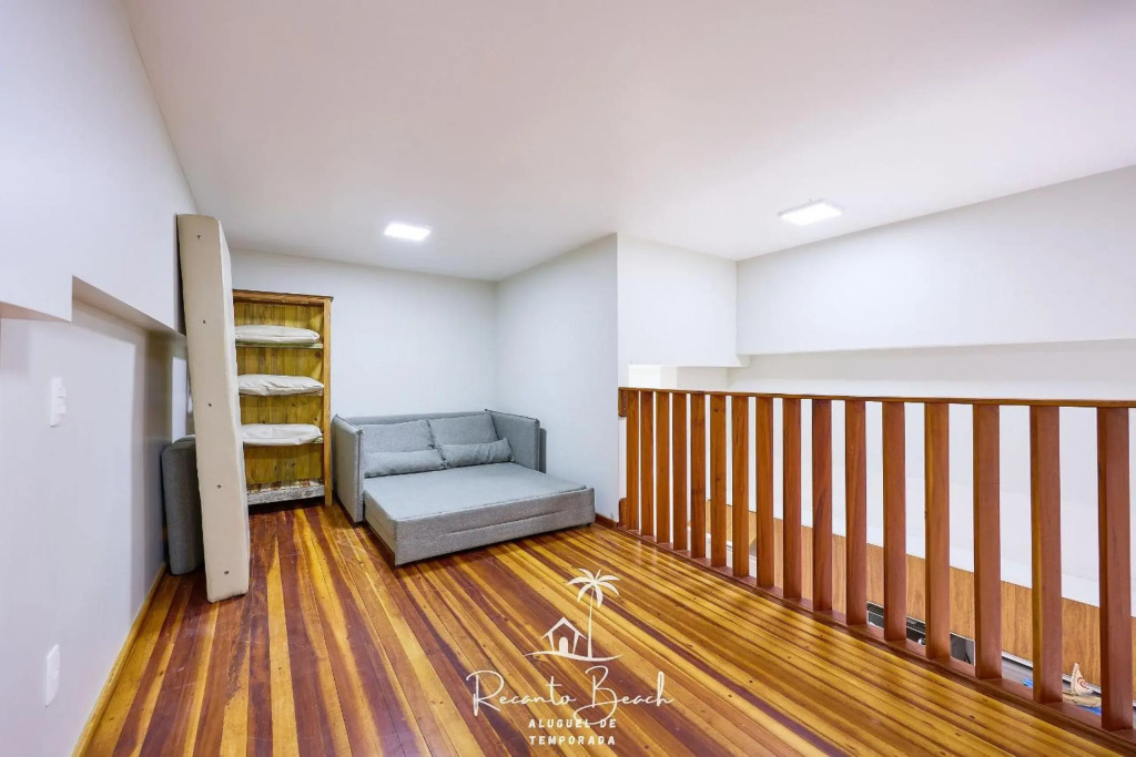 Apartamento térreo maravilhoso com mezanino para 10 pessoas