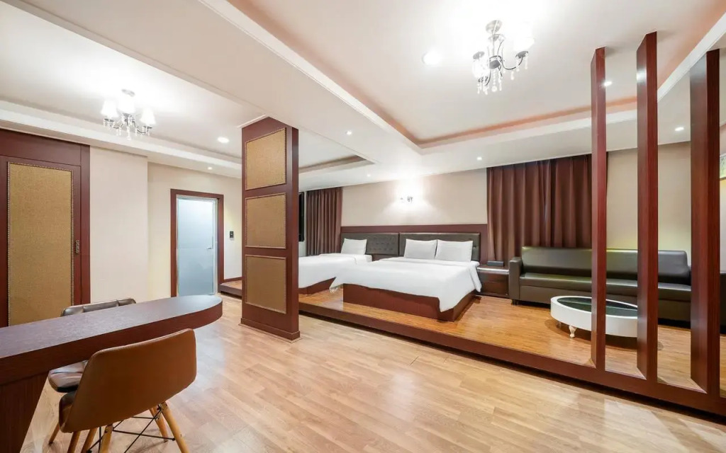 Pungnam Tourist Hotel