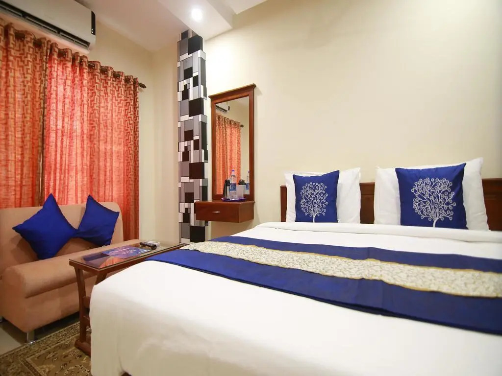OYO Flagship 5202 Hotel Pearl Malabar