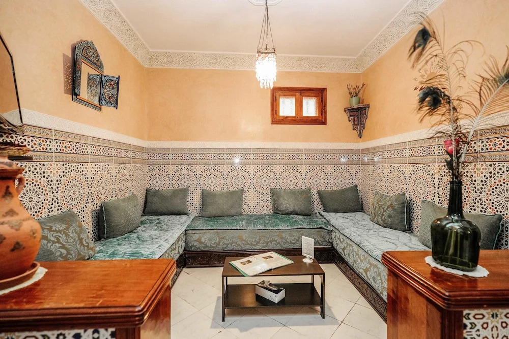 Riad For S