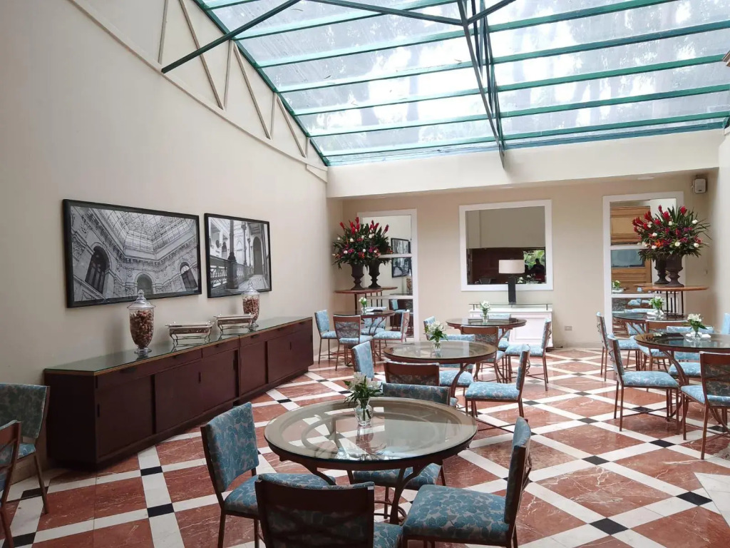 Suites del Bosque Hotel