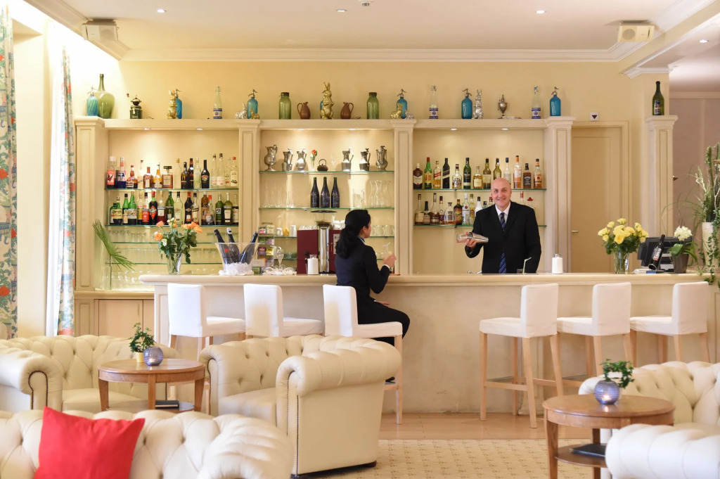 Golf Hotel René Capt