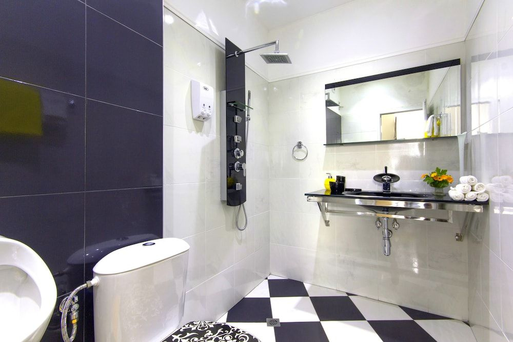 Penthouse Suites