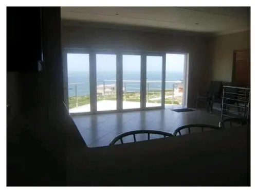 Luxurious house on Pinnacle Point Estate