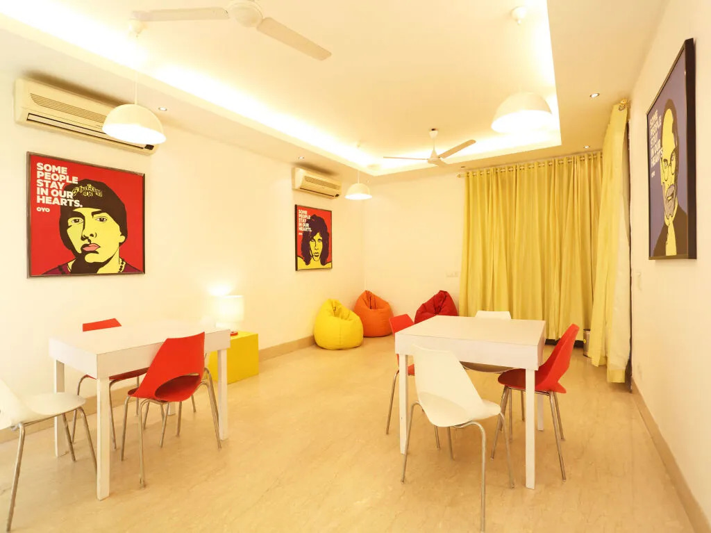 OYO Flagship 5265 Hauz Khas Metro