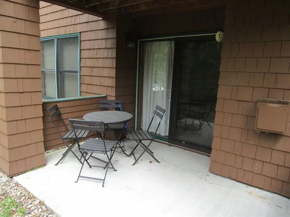 Deer Park Resort Vacation Rental Close to Many NH Attractions - Dp103w
