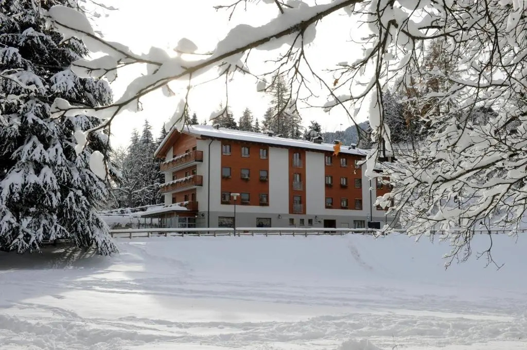 Residence Hotel Candriai Alla Posta