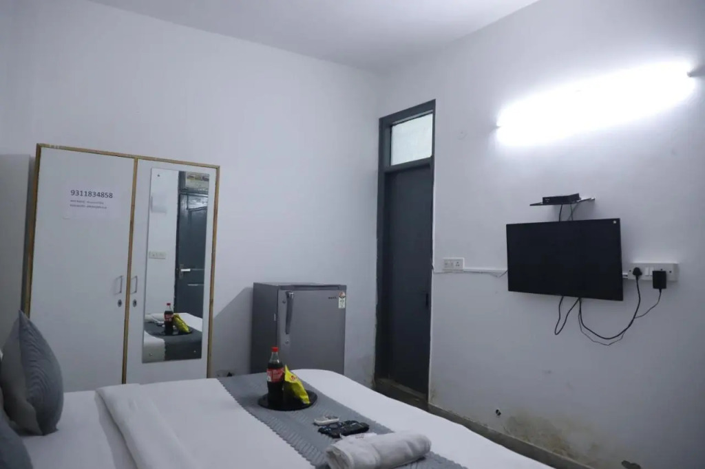 Hotel Rasso Inn Tuglakabad Extn.