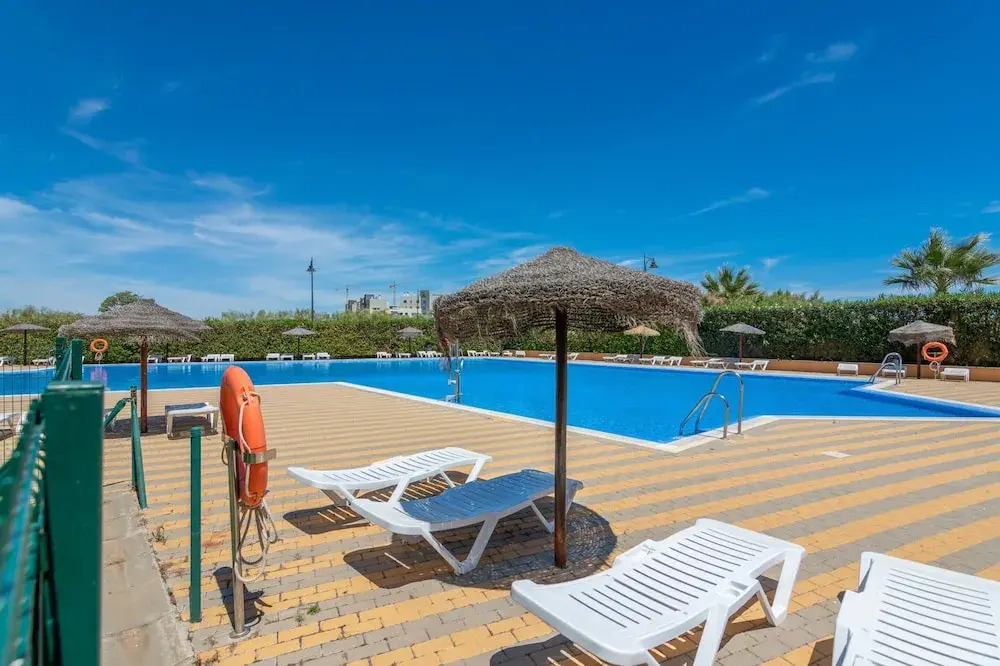 Sea-view Apartment With Pool