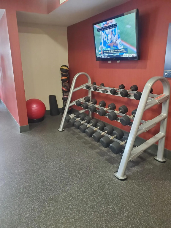Hampton Inn & Suites Jamestown, ND