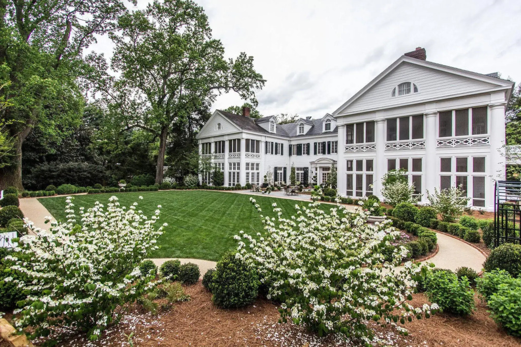 Duke Mansion