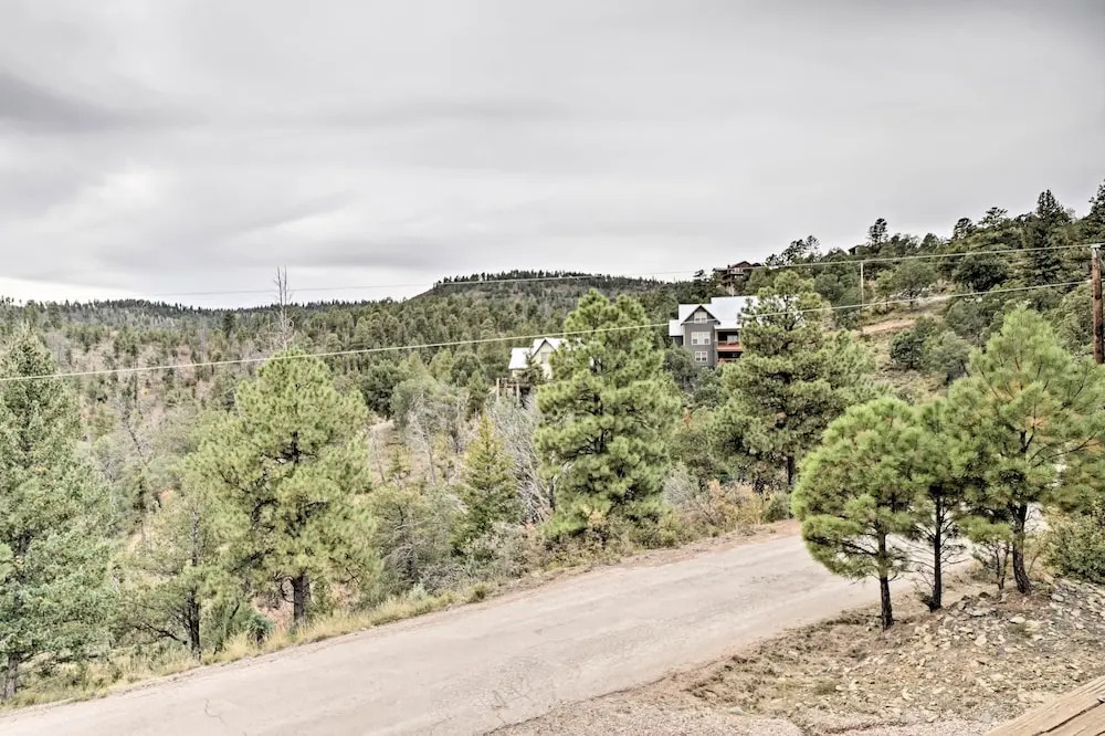 Ruidoso Home w/ Deck & Grill, Near Grindstone Lake