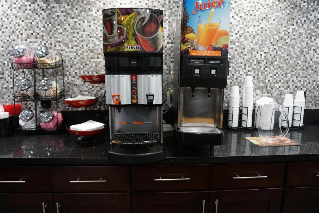 Hollywood Inn Express LAX