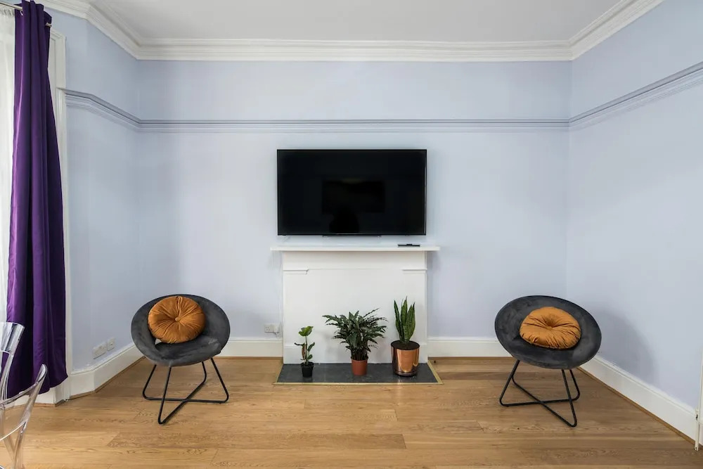 Gloucester Station Gem, 3 Bedroom Oasis