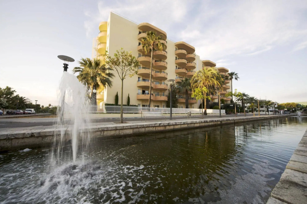 Alcudia Beach Apartments