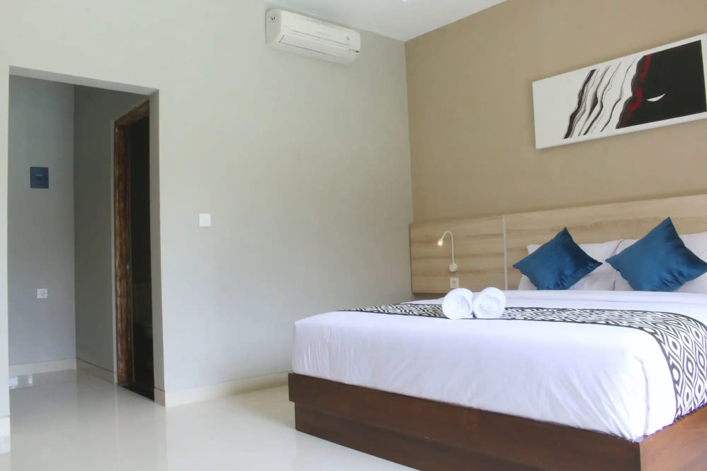 Rusty Seminyak