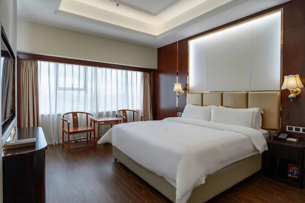 Junyi Hotel