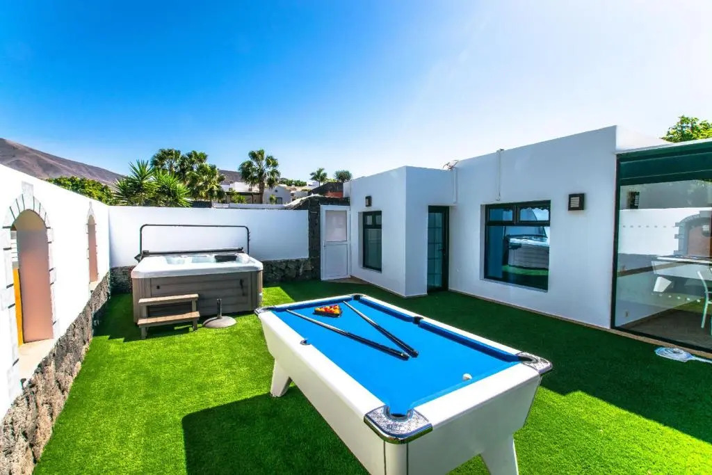 Villa Los Arcos - LH160 By Villas Now Ltd