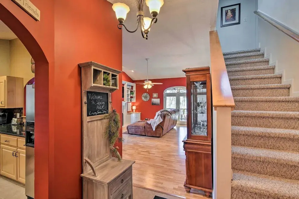 Summer in the Smokies! Hayesville Bungalow w/ Deck