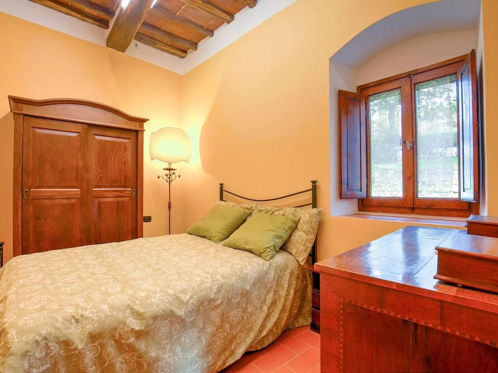 Elegant Holiday Home in Greve in Chianti With Swimming Pool