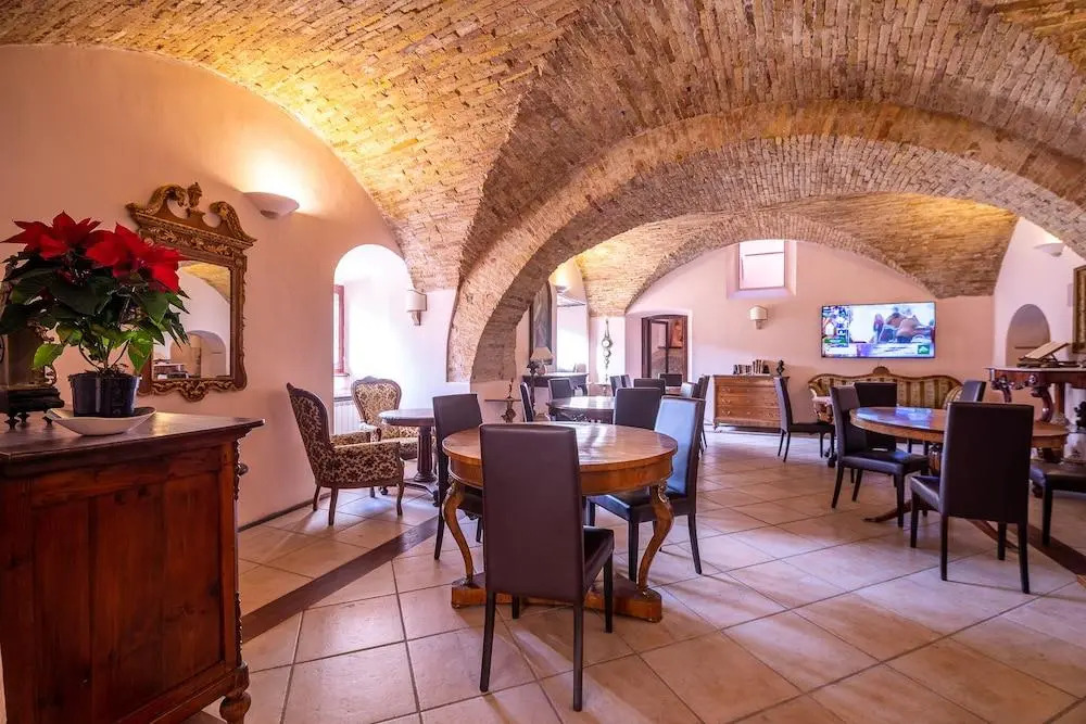 HOTEL TREVI Palazzo Natalini