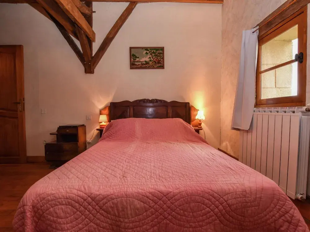 Perigord House With Private Swimming Pool in the Middle of Unspoiled Nature