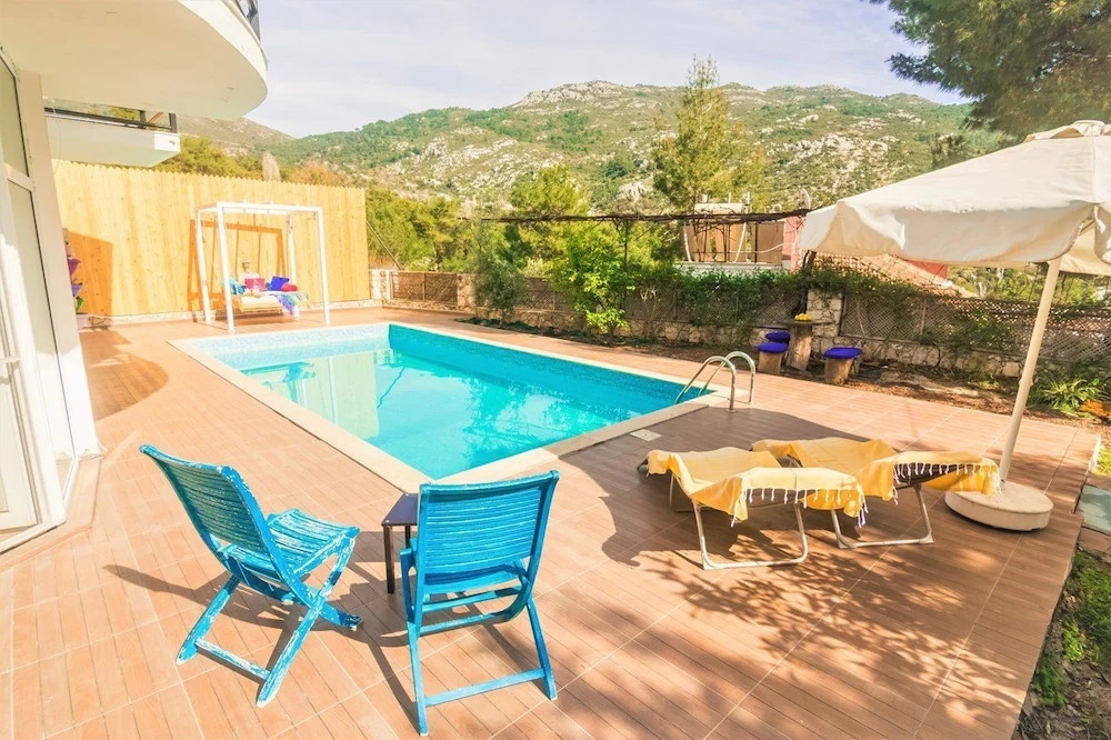 Korunaklı Villa Lavanta